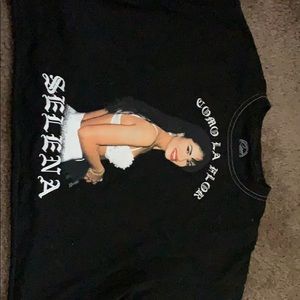 Como La Flor Selena cropped tee